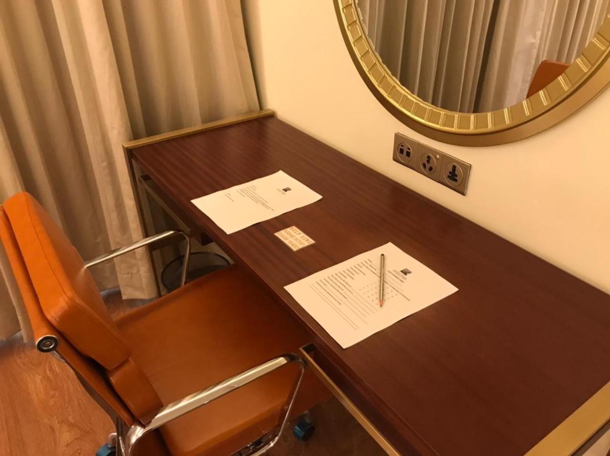 Kay-Em Spectra Hotel チェンナイ エクステリア 写真